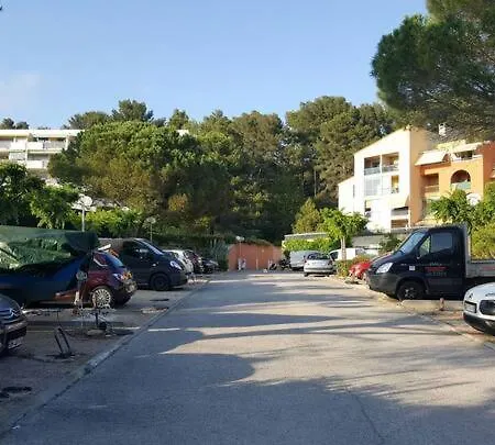 דירה Beau Studio Front De Mer 2 Mn De La Plage *